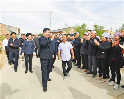 习近平在宁夏考察：决胜全面建成小康社会决战脱贫攻坚