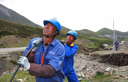 人民网：青海960项“三区三州”电网建设项目全部竣工投运